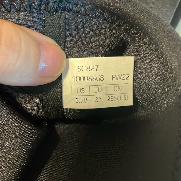 New Stuart Weitzman Ultrastrt Legging 100 Stretch Thigh High Black Boot size 6.5 - Picture 13 of 15